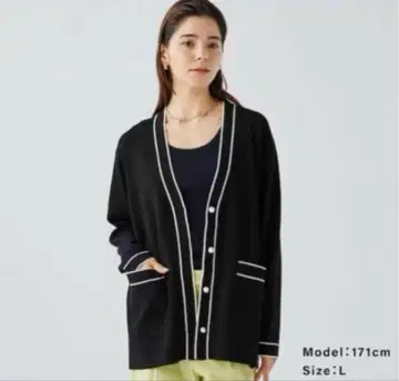 PLST 새상품 펄 버튼 V넥 가디건 블랙 M 사이즈