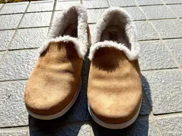 Skechers GOGA MAX 스웨이드 슬립온 베이지