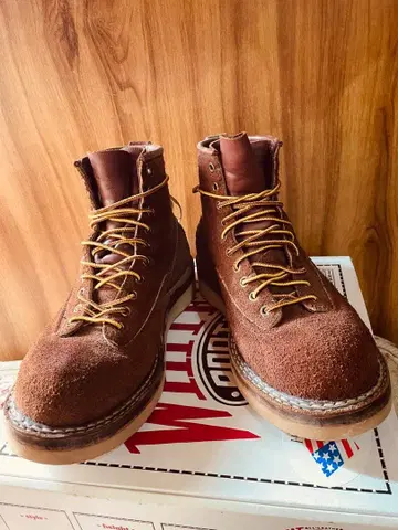 화이츠 노스 웨스트 8하프 비브람 아메카지 바이커