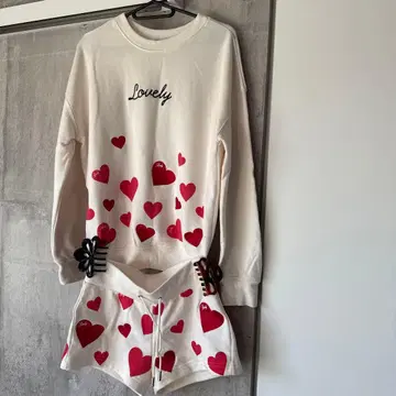 Lovely 하트 무늬 셋업