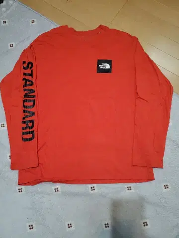 THE NORTH FACE STANDARD T-SHIRT