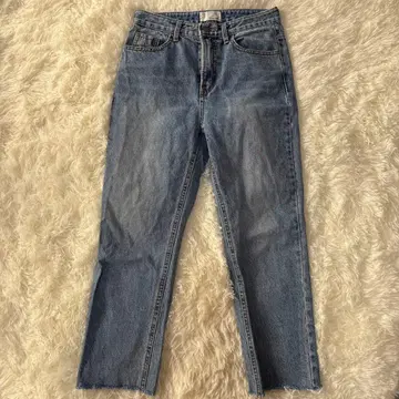 새상품급 machatt 마차트 데님 팬츠 밑단 컷팅