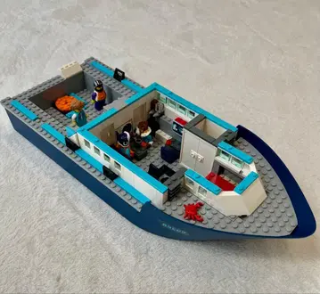 [ 익일 배송 ] LEGO 보트형 세트 4체 피규어 포함