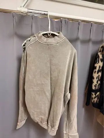 WORLD wide FAMOUS 맨투맨