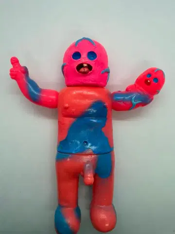 데하라 유키노리 일점물 소프트 비닐 아트 피규어 개인전 작품 멘타군