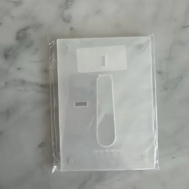 방탄 프루프 BE 아미멤버십 케이스