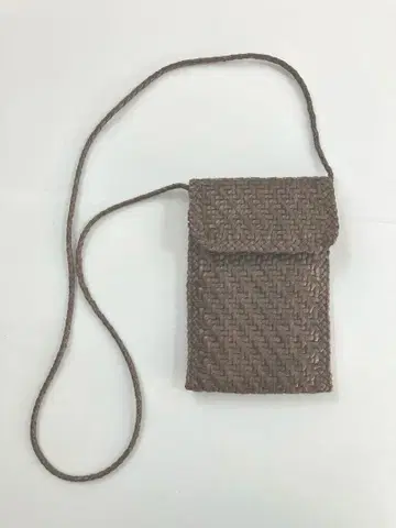 Dragon Diffusion 드래곤 가죽 메쉬 백 파우치