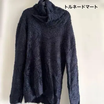 토네이도 마트 TORNADO MART 스무스 샤기 드레이프 넥 티셔츠