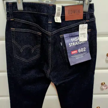 EDWIN 602 남성용 타이트 스트레이트 청바지 28인치 미사용 새상품
