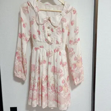 리즈리사 딸기 패턴 원피스 긴팔