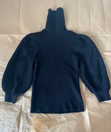 ZARA 자라 블랙 하이넥 퍼프 슬리브 니트