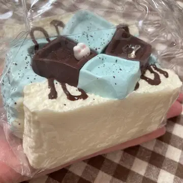 물 같은 크림 느낌 토끼 초코 민트 토스트 스퀴즈