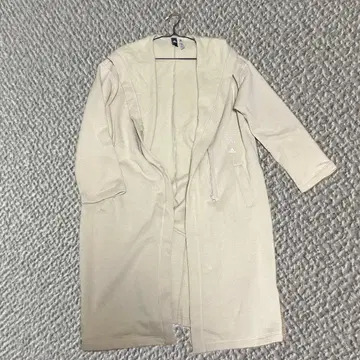 가격 인하 가능 adidas 후드 부착 베이지 롱 코트 롱 가운