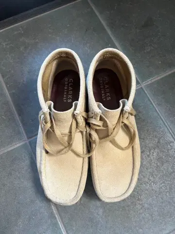 Clarks 왈라비