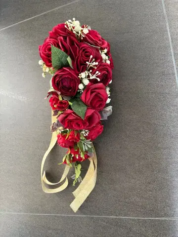 브라이덜 부케 캐스케이드 아트 플라워 진홍색 장미