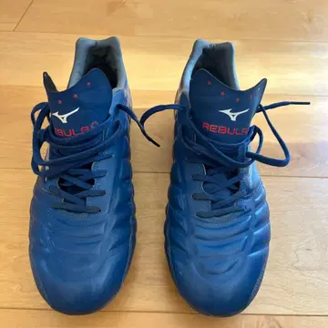 미즈노 레뷸라 블루 축구화