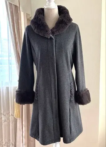 갤러리 비스콘티 - GALLERY VISCONTI 그레이 롱 코트