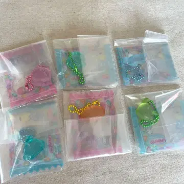 산리오 구미 참 & 미니 파우치