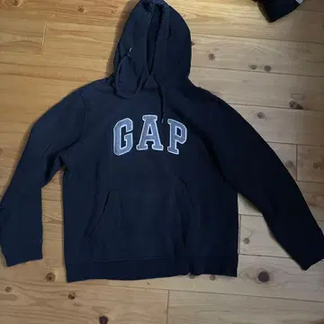 GAP 블랙 후드 부착 후드티