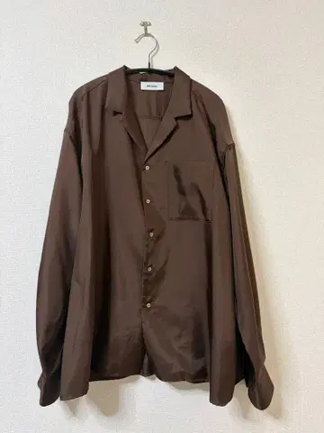 MIESROHE 새틴 셔츠