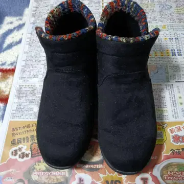 블랙 스웨이드풍 부츠 니트 커프 포함