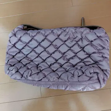 연보라 퀼팅 백