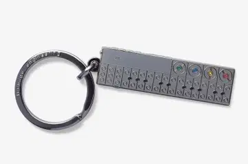 새상품급 teenage engineering OP Z keychain