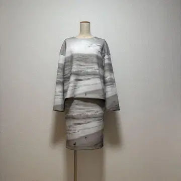 feerique MOGA 일본제 셋업 상의 스커트 2점 세트