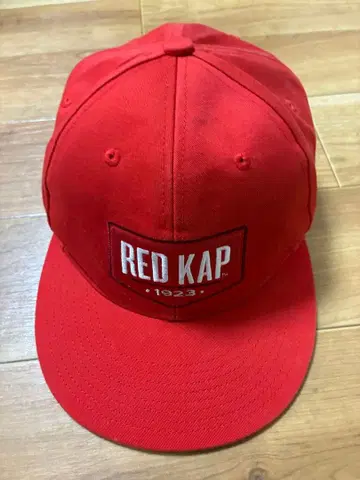 RED KAP 'DONE RIGHT' 빨간색 캡