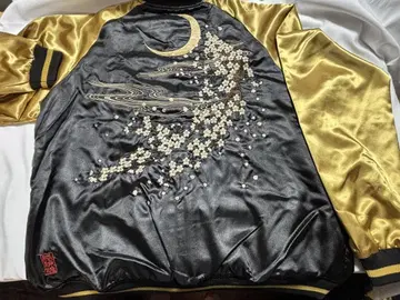 택 포함 새상품 벚꽃 골드 XL 자켓 스카잔 자수 카라쿠리타마시 류기압착