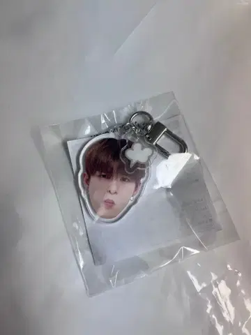 TREASURE 캡슐 토이 얼굴 아크릴 키링 아사히