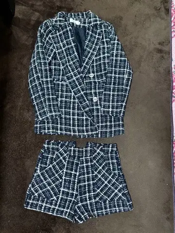 체크 무늬 트위드 셋업