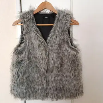 EMODA 그레이 퍼 베스트