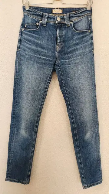 YANUK Ruth 슬림 테이퍼트 데님