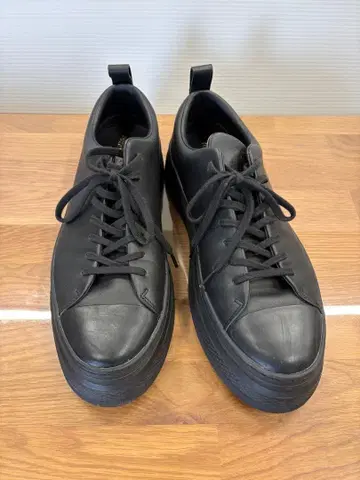 Converse 블랙 가죽 스니커즈 통굽 28.0cm