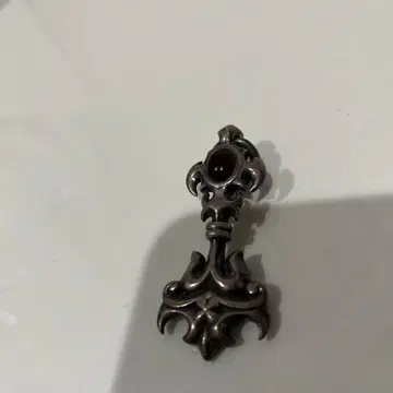 William Walles 실버 펜던트 탑 루비 크로스