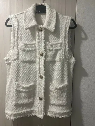 ZARA 화이트 트위드 베스트