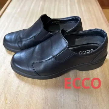 ECCO 에코 블랙 슬립온 235 EEE 블랙 워킹화