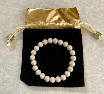 # 대만산 북투석 블레스 8mm 구슬 23개 (보증서 포함)