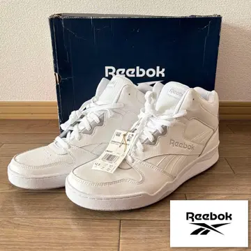 Reebok 스니커즈