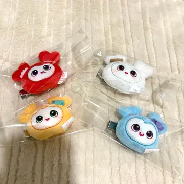 TWICE LOVELYS 봉제 인형 헤어핀 4개 세트