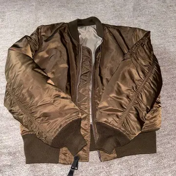 [ 1/4까지 가격 인하 중 ] snidel MA-1 자켓