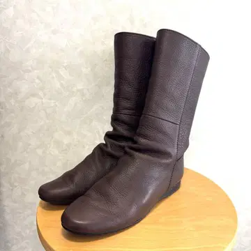 [ 기간 한정 판매 ] BENETTON 브라운 롱 부츠 23.5cm