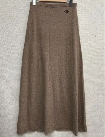 택 포함 미사용 새상품 INSCRIRE 캐시미어 100% 롱 니트 스커트