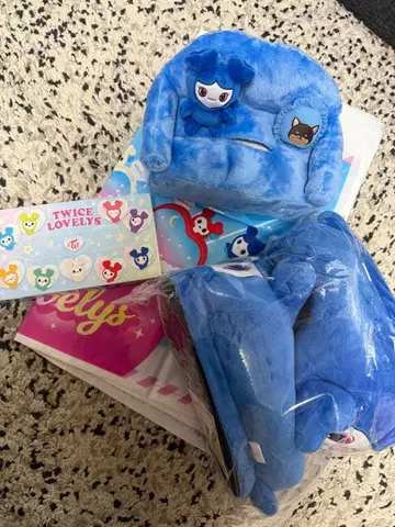 TWICE LOVELYS 쯔위 슬리퍼 & 티슈 커버