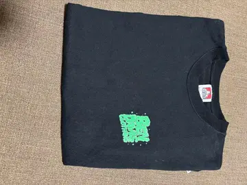 BEN DAVIS 블랙 T셔츠 Medium