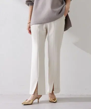 새상품급 프론트 슬릿 팬츠 36 아이보리