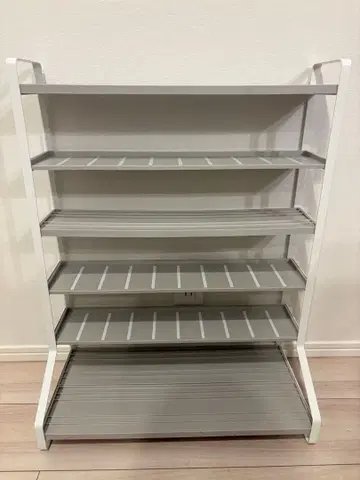 야마자키 지츠교 타워 화이트 토미카 프라레일 수납