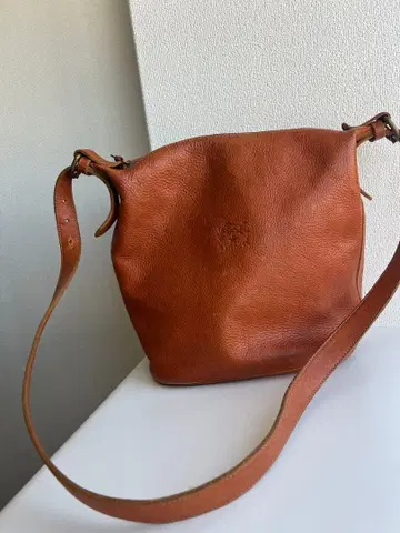 일비종떼 숄더백 가죽 야케누메 버킷