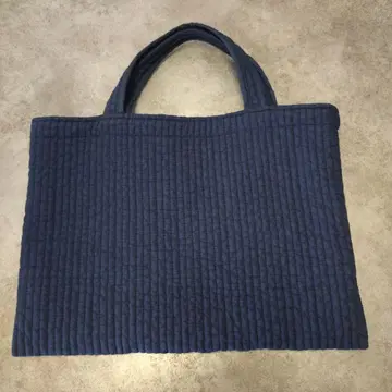 새상품급 비오는날 밀크 milk 네이비